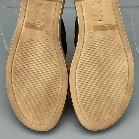 NEW Bella Vita Women’s Zev-Italy Thong Sandals Black Size 8M - Picture 11 of 11